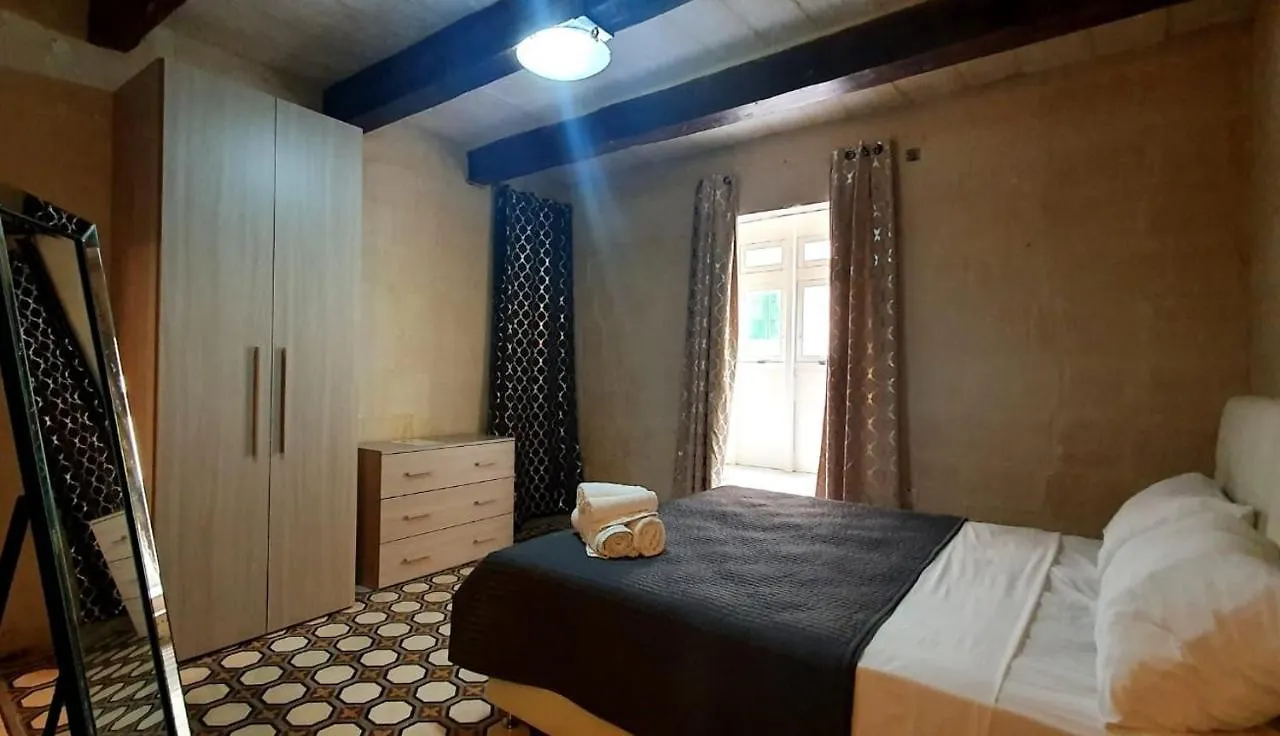Valletta Lucia Townhouse Villa
