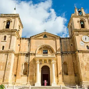 No. 31 In La Valeta