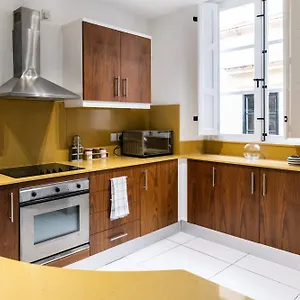 Modern 2br Flat In By Arcobnb Apartment